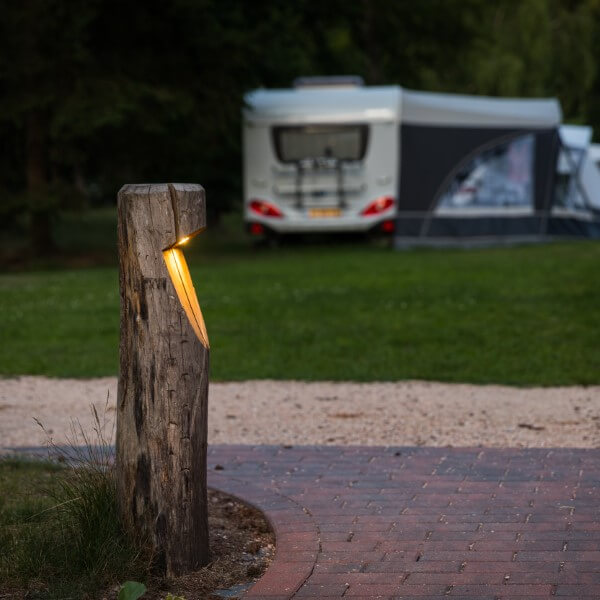 Ronde houten padverlichting kastanjehout camping